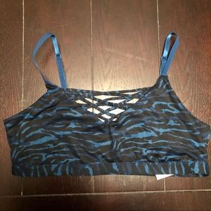 fabletics xxl sports bra